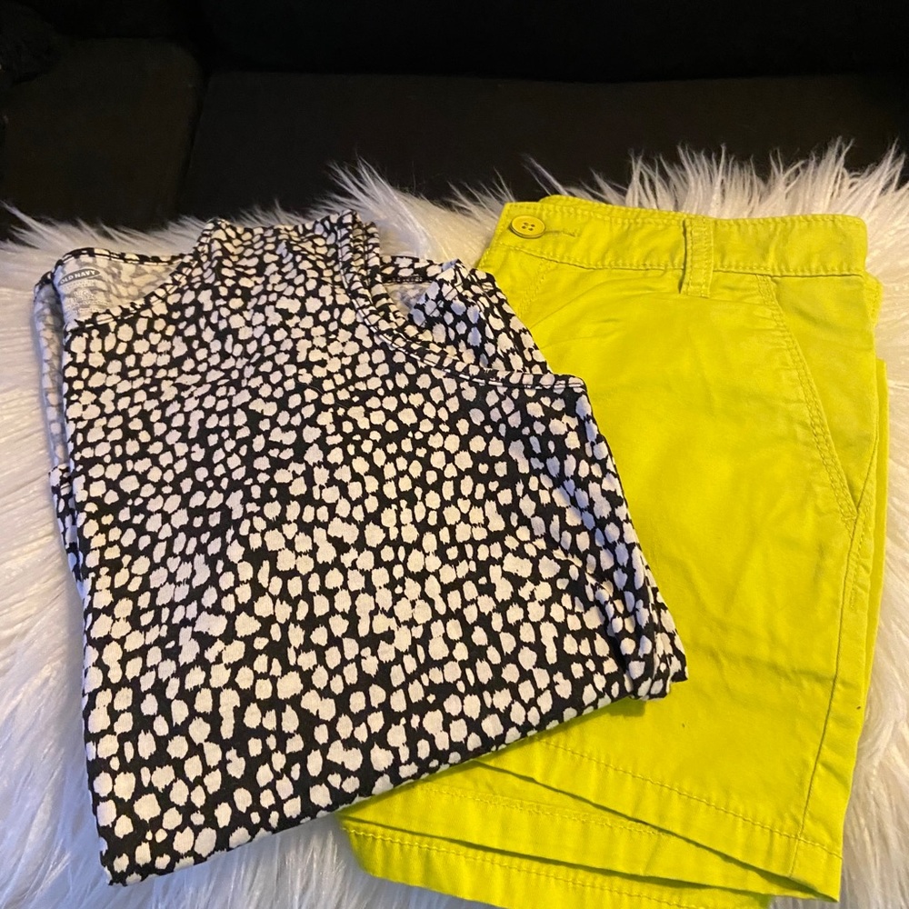 Old Navy Girl’s Outfit
